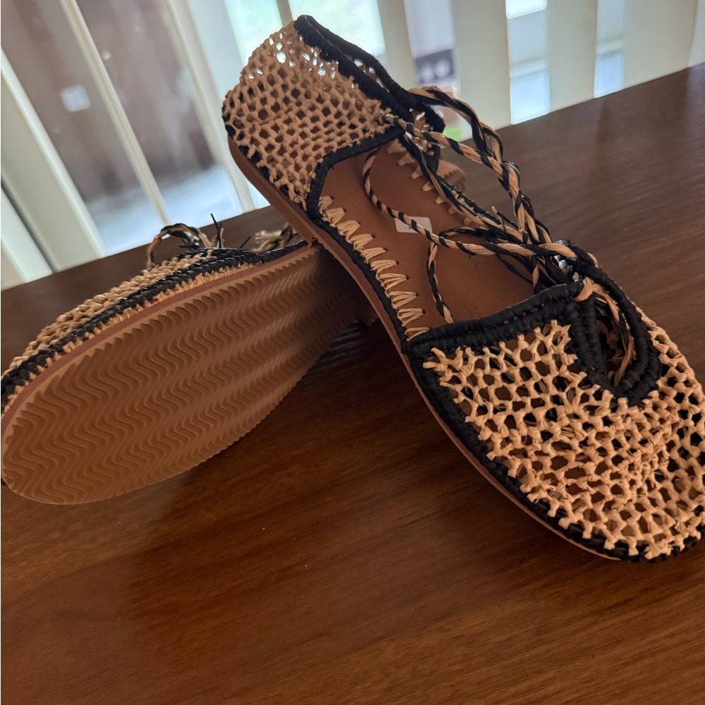 Women’s Moroccan Raffia Sandals NWOT - Picture 3 of 4